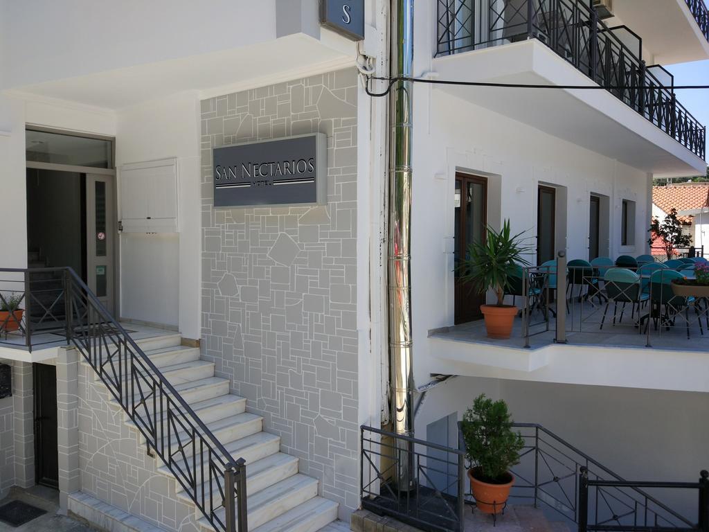 Hotel San Nectarios Parga Exterior foto